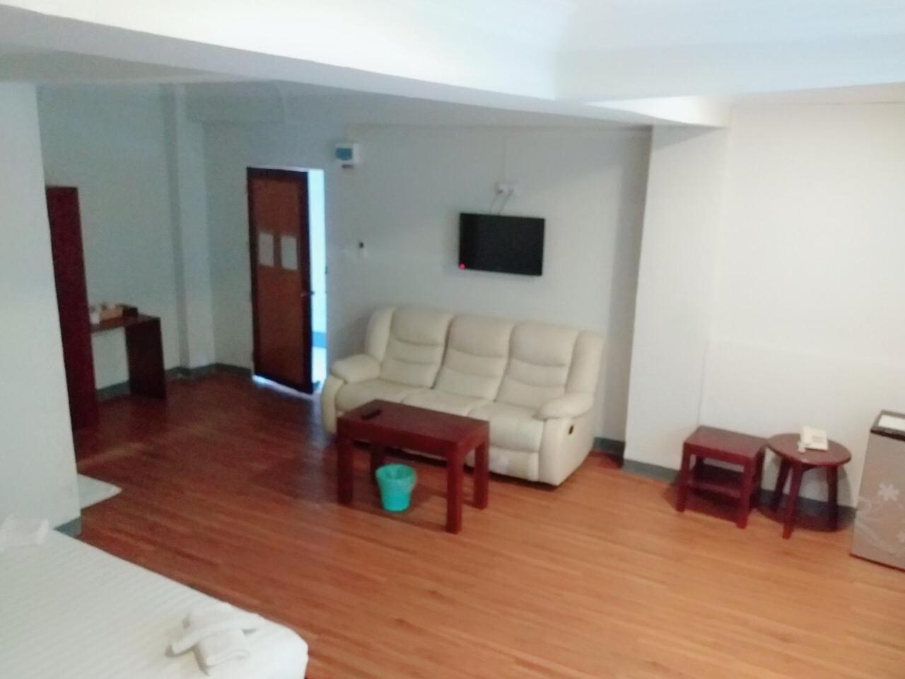 Lanmadaw Plaza Hotel China Town Yangon Dış mekan fotoğraf