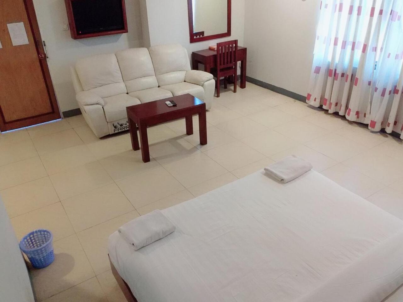 Lanmadaw Plaza Hotel China Town Yangon Dış mekan fotoğraf
